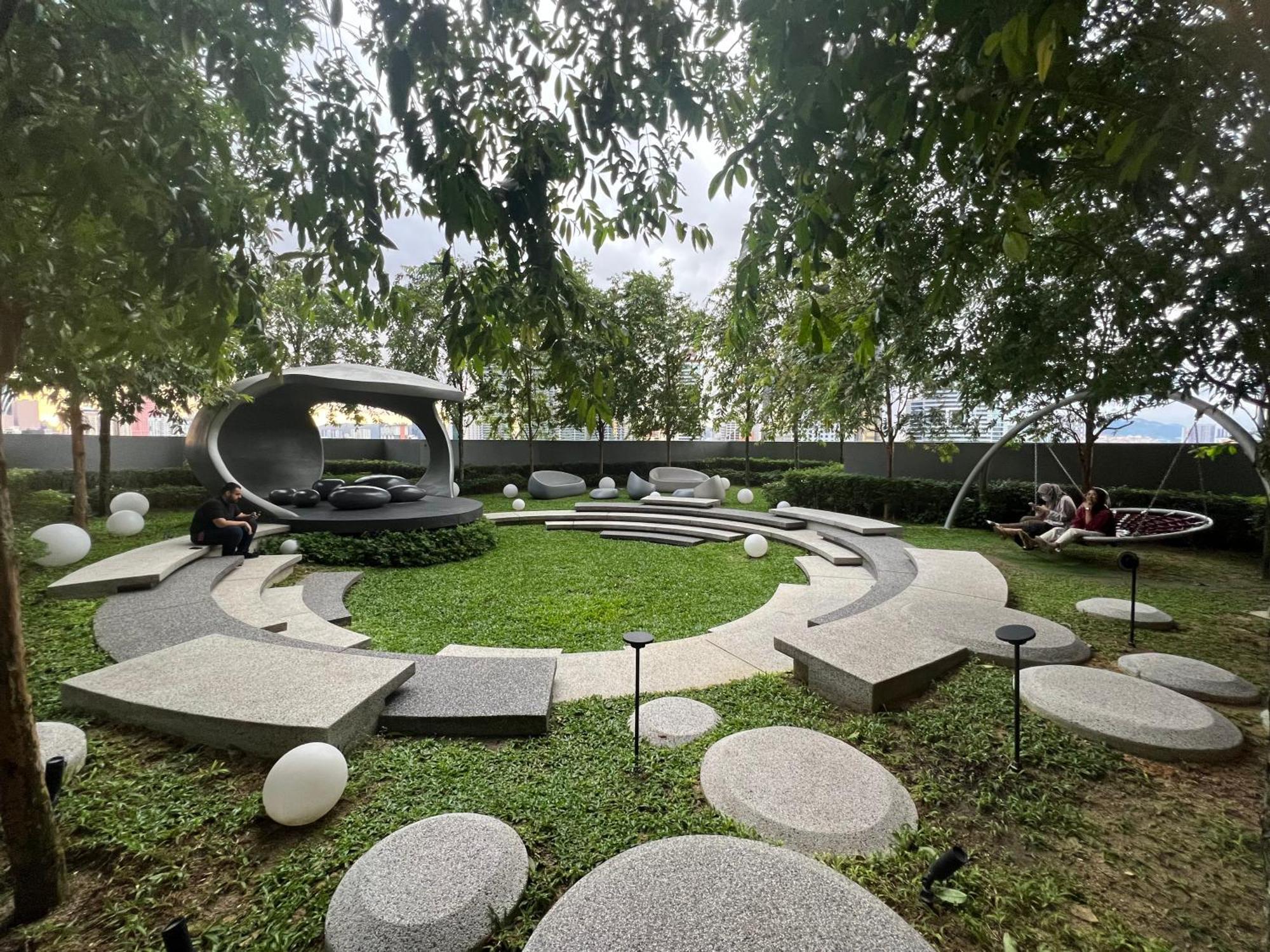 Scarletz Suites Kuala Lumpur By City Center Exterior foto