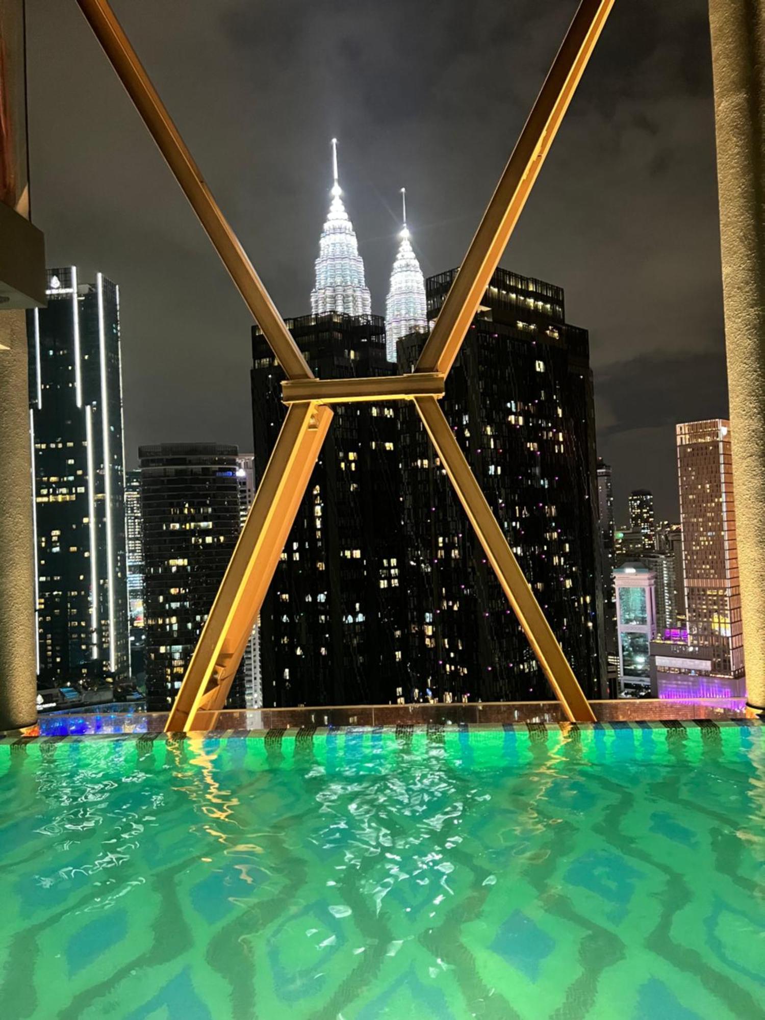Scarletz Suites Kuala Lumpur By City Center Exterior foto