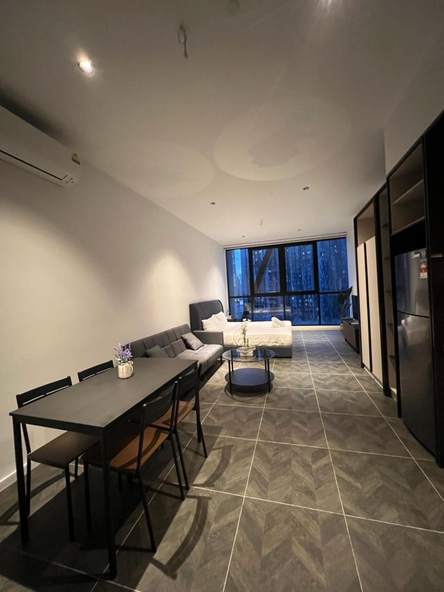 Scarletz Suites Kuala Lumpur By City Center Exterior foto