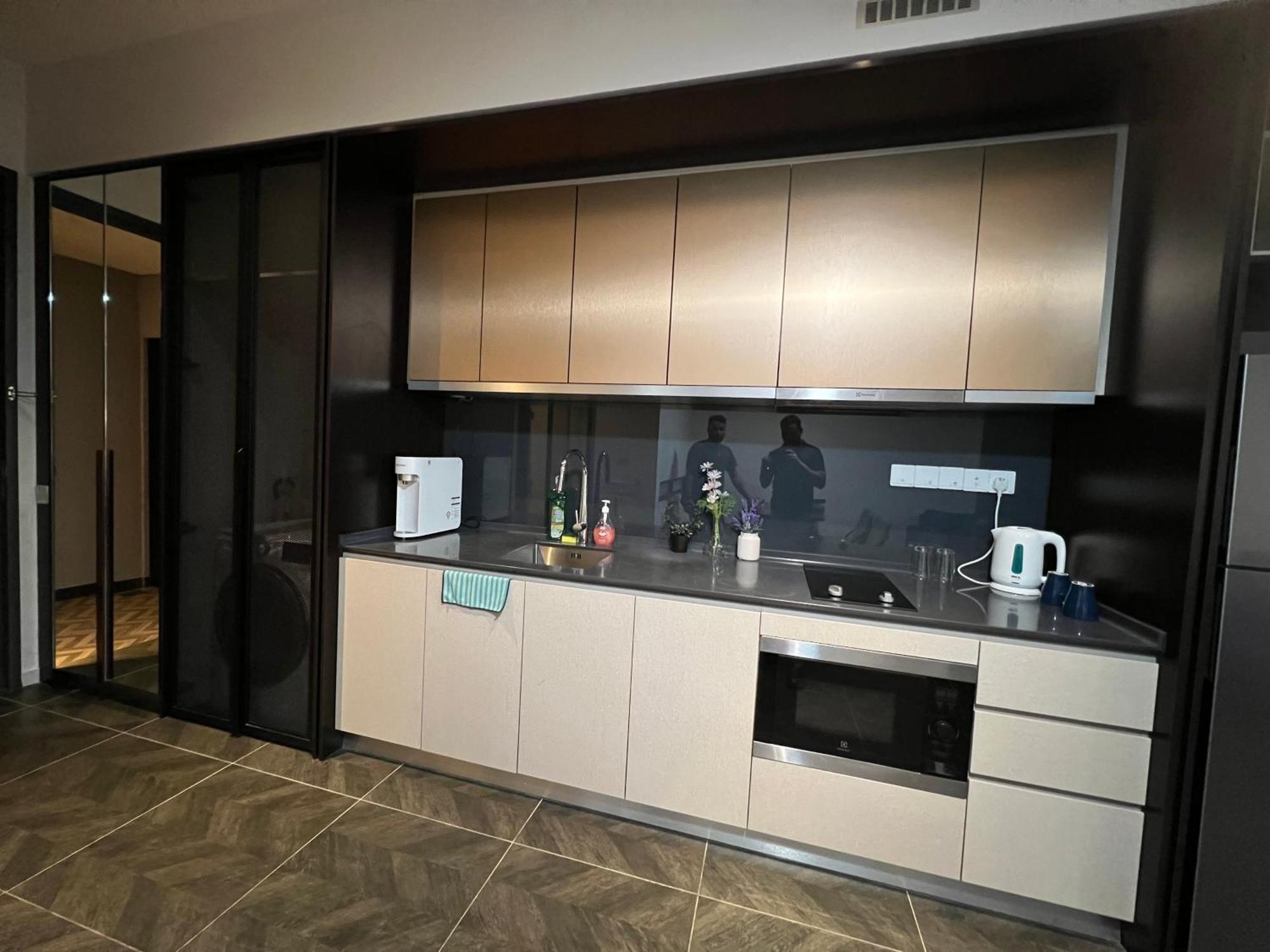 Scarletz Suites Kuala Lumpur By City Center Exterior foto