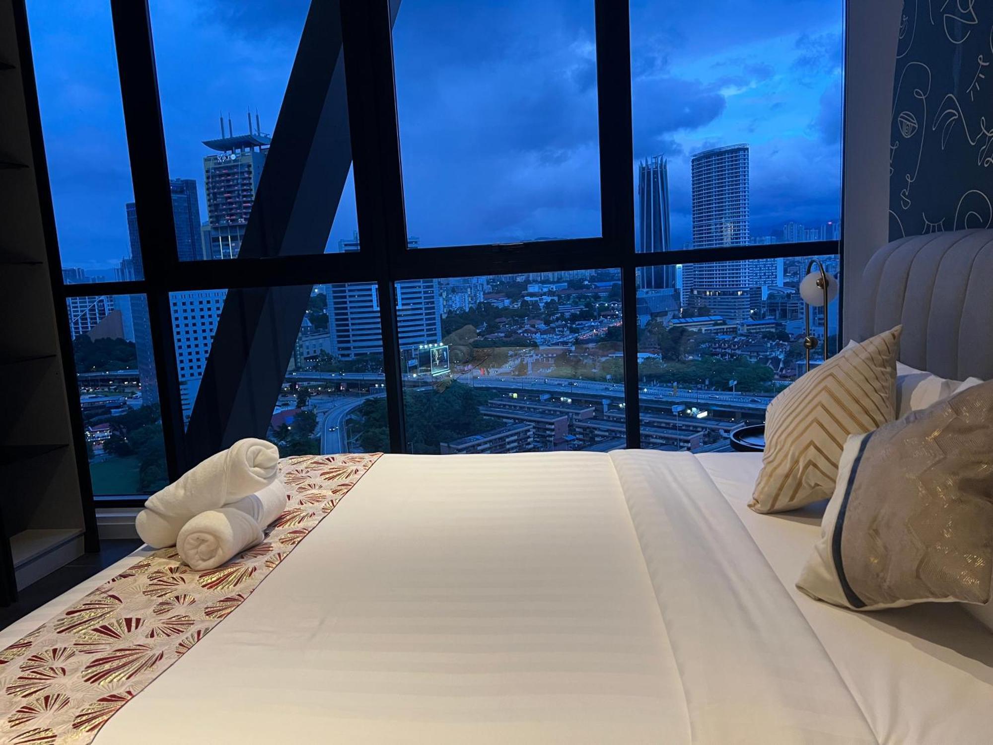 Scarletz Suites Kuala Lumpur By City Center Exterior foto