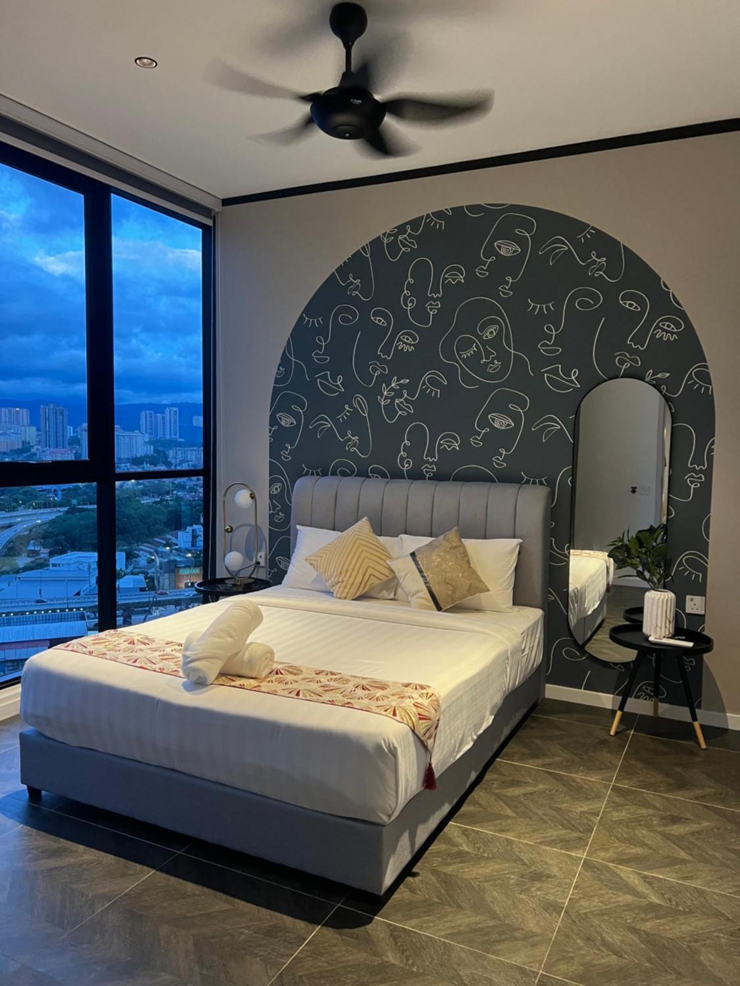 Scarletz Suites Kuala Lumpur By City Center Exterior foto
