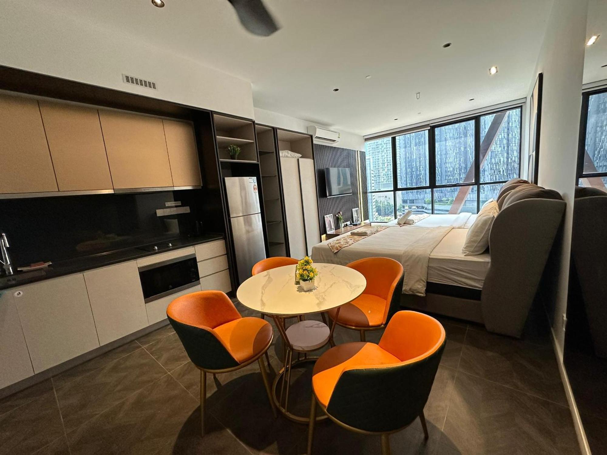 Scarletz Suites Kuala Lumpur By City Center Exterior foto